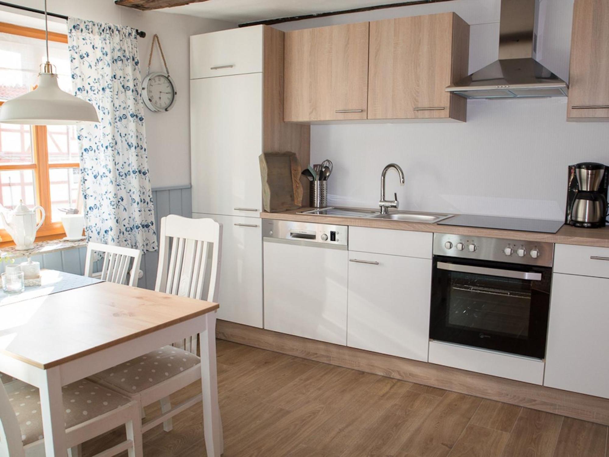 Appartement Fachwerktraum Im Hof à Alheim Extérieur photo