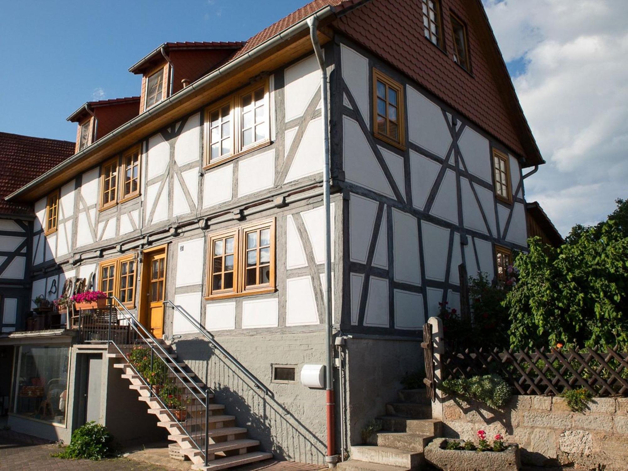 Appartement Fachwerktraum Im Hof à Alheim Extérieur photo