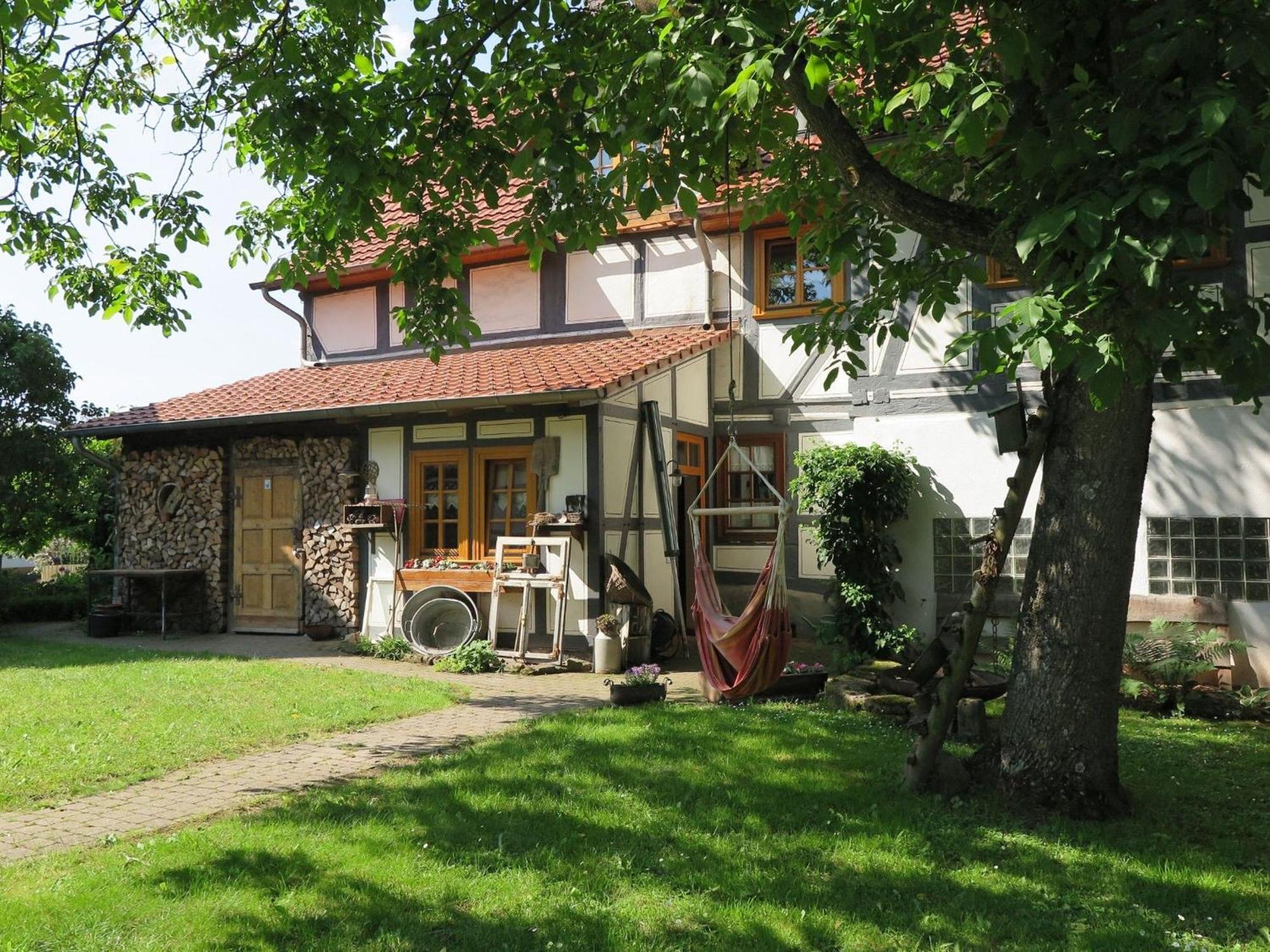 Appartement Fachwerktraum Im Hof à Alheim Extérieur photo